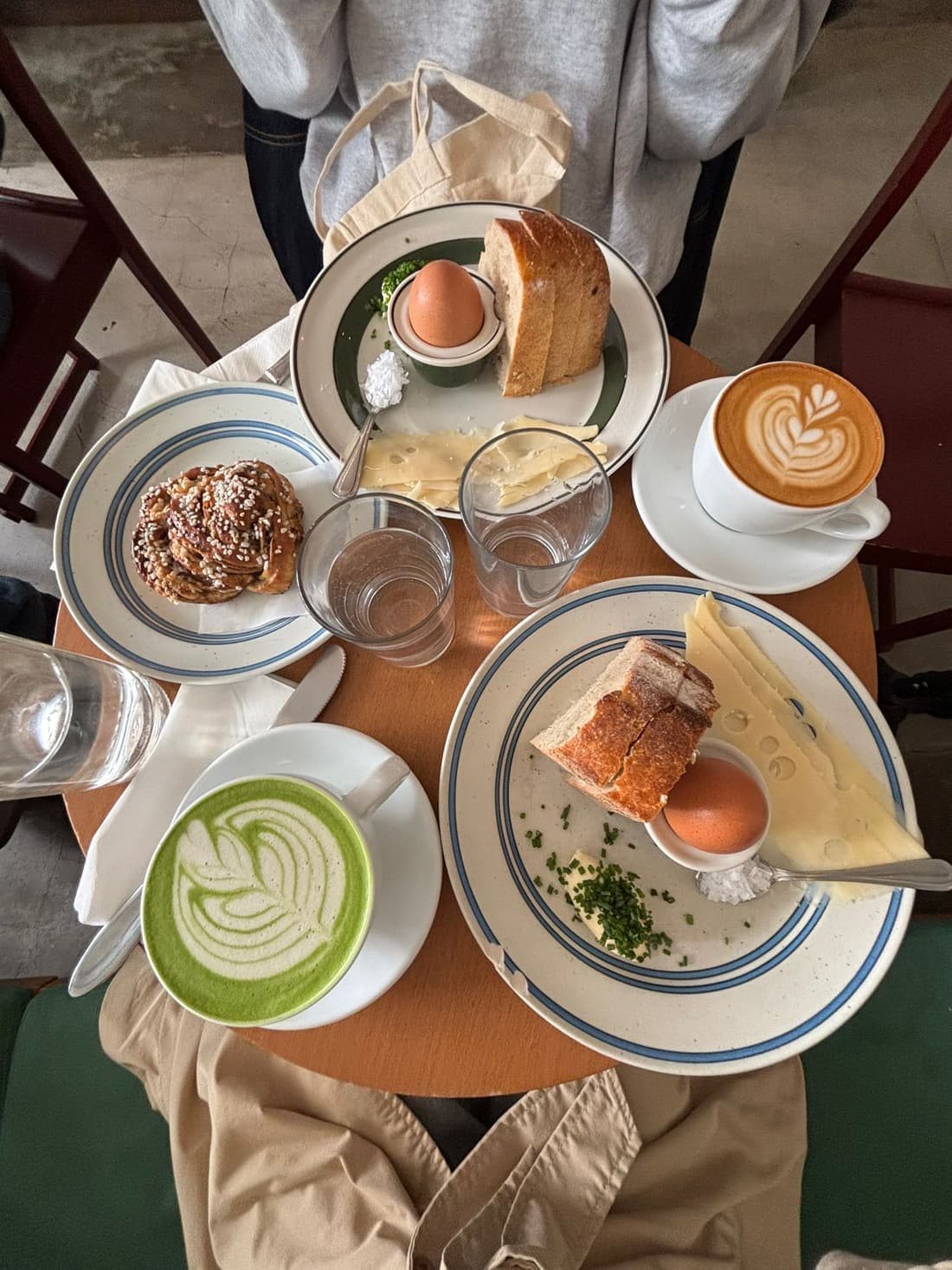 Petit-déjeuner parisien à deux